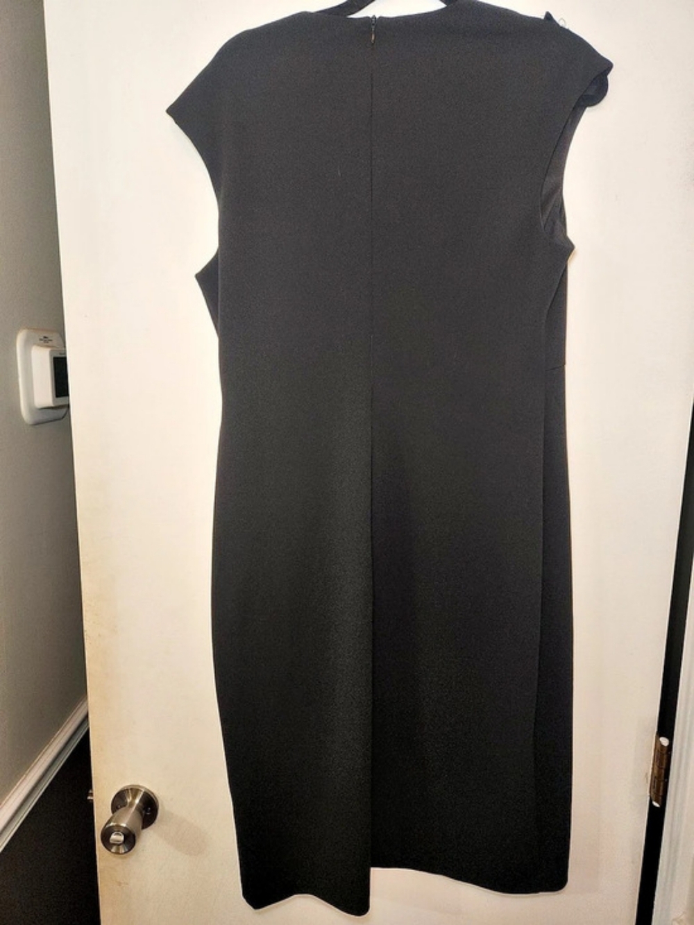 Connected apparel Women's Black Sheath Midi Dress Size 12